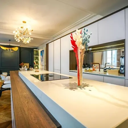 Luxurious Saint Honore