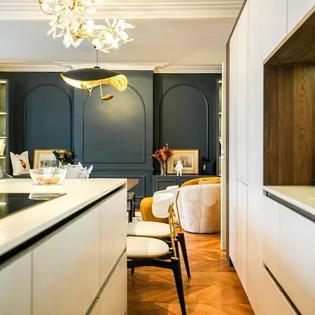 Luxurious Saint Honore Paris